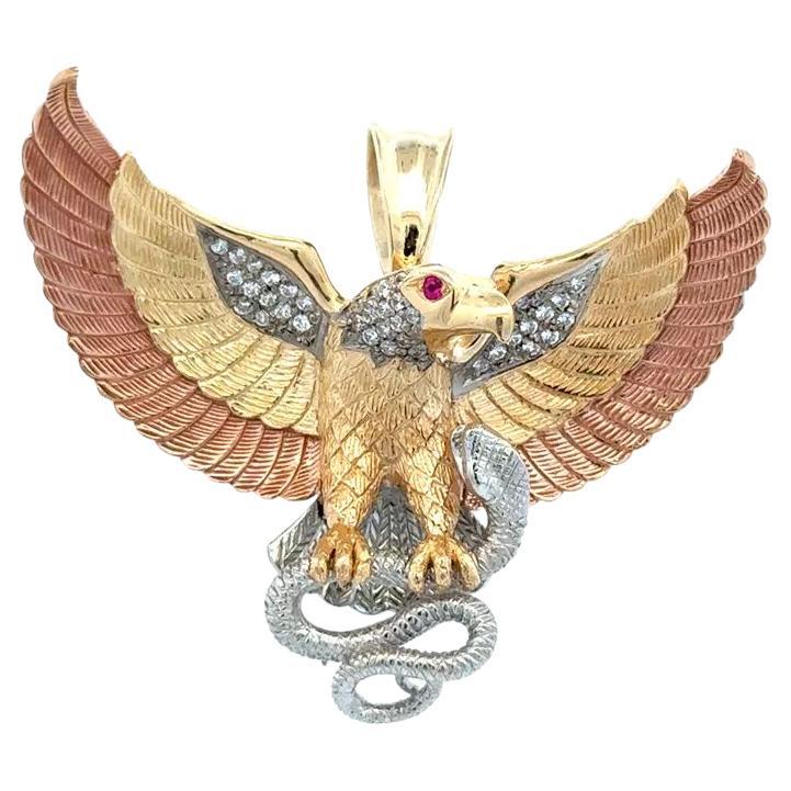 Diamant und Rubin Majestic American Eagle hält eine Schlange Gold Vintage By Anhänger im Angebot