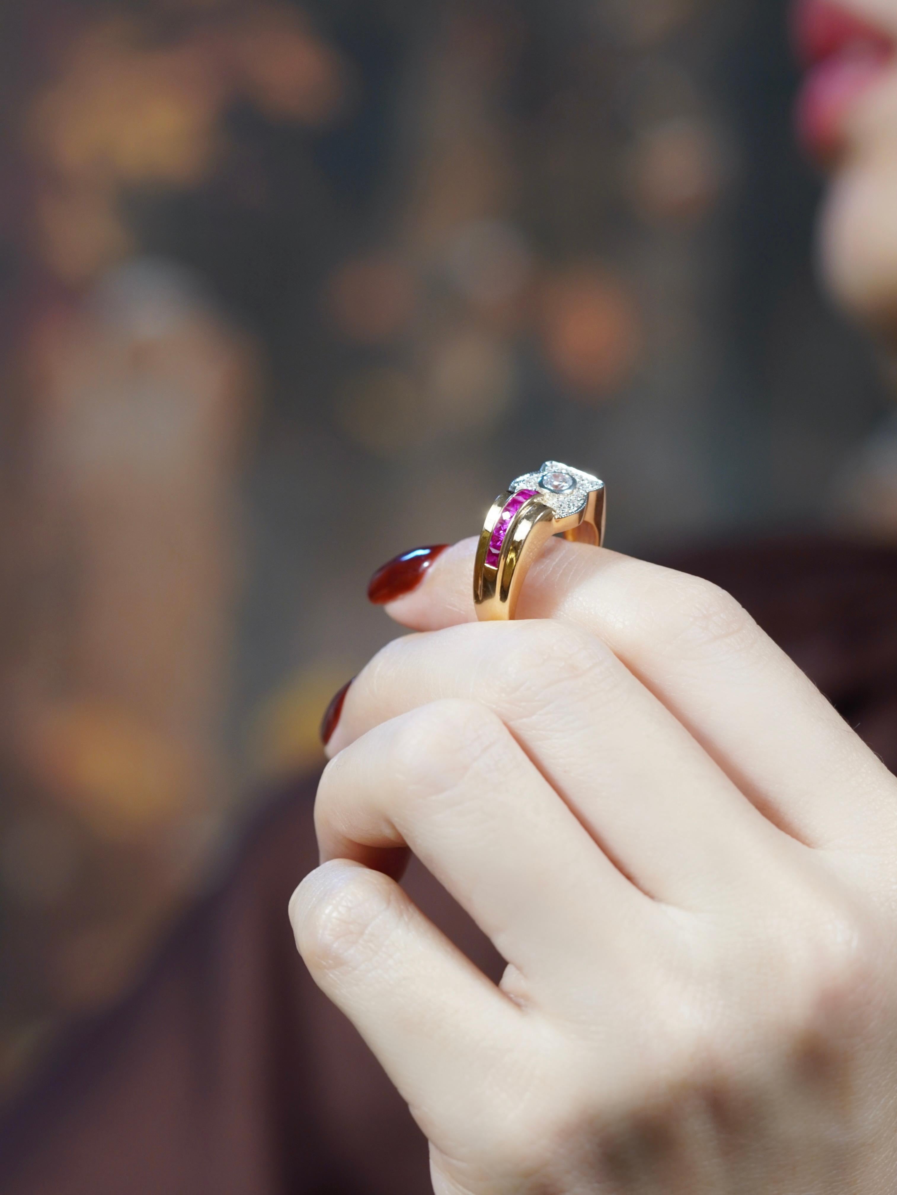Art déco Bague de fiançailles en or rose 14K avec diamant et rubis de style rétro en vente