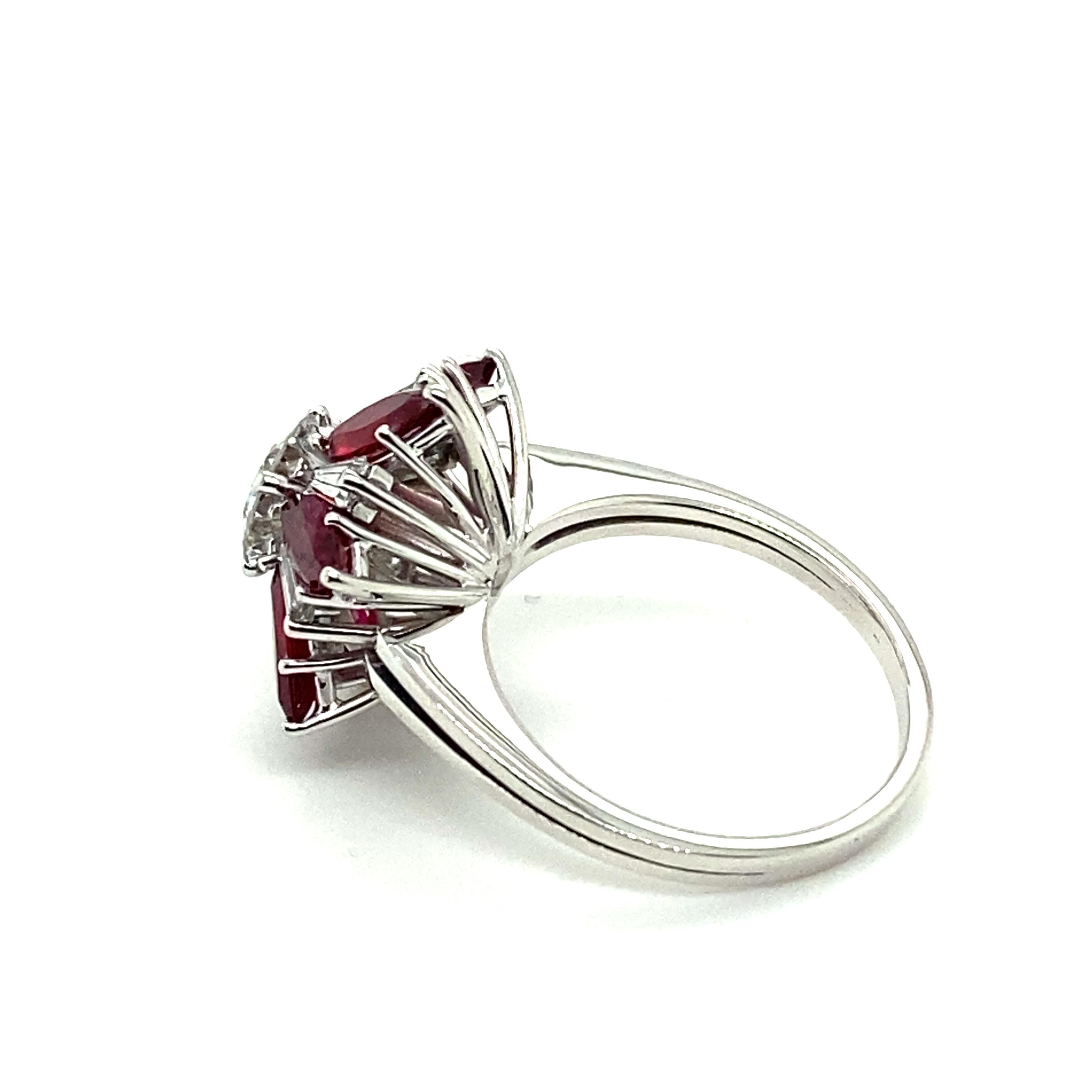 Diamant- und Rubinring aus 18 Karat Weißgold 8