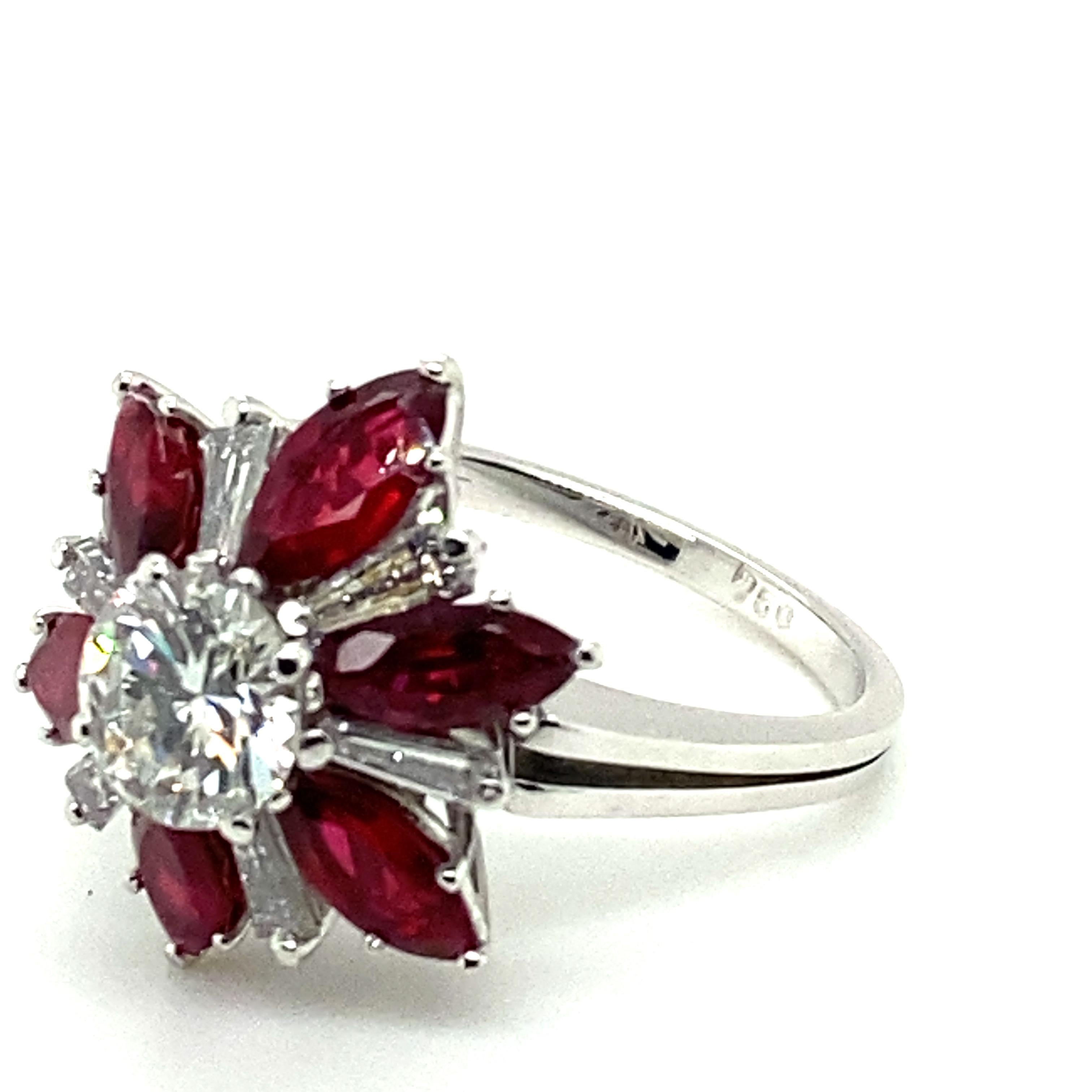 Diamant- und Rubinring aus 18 Karat Weißgold 9