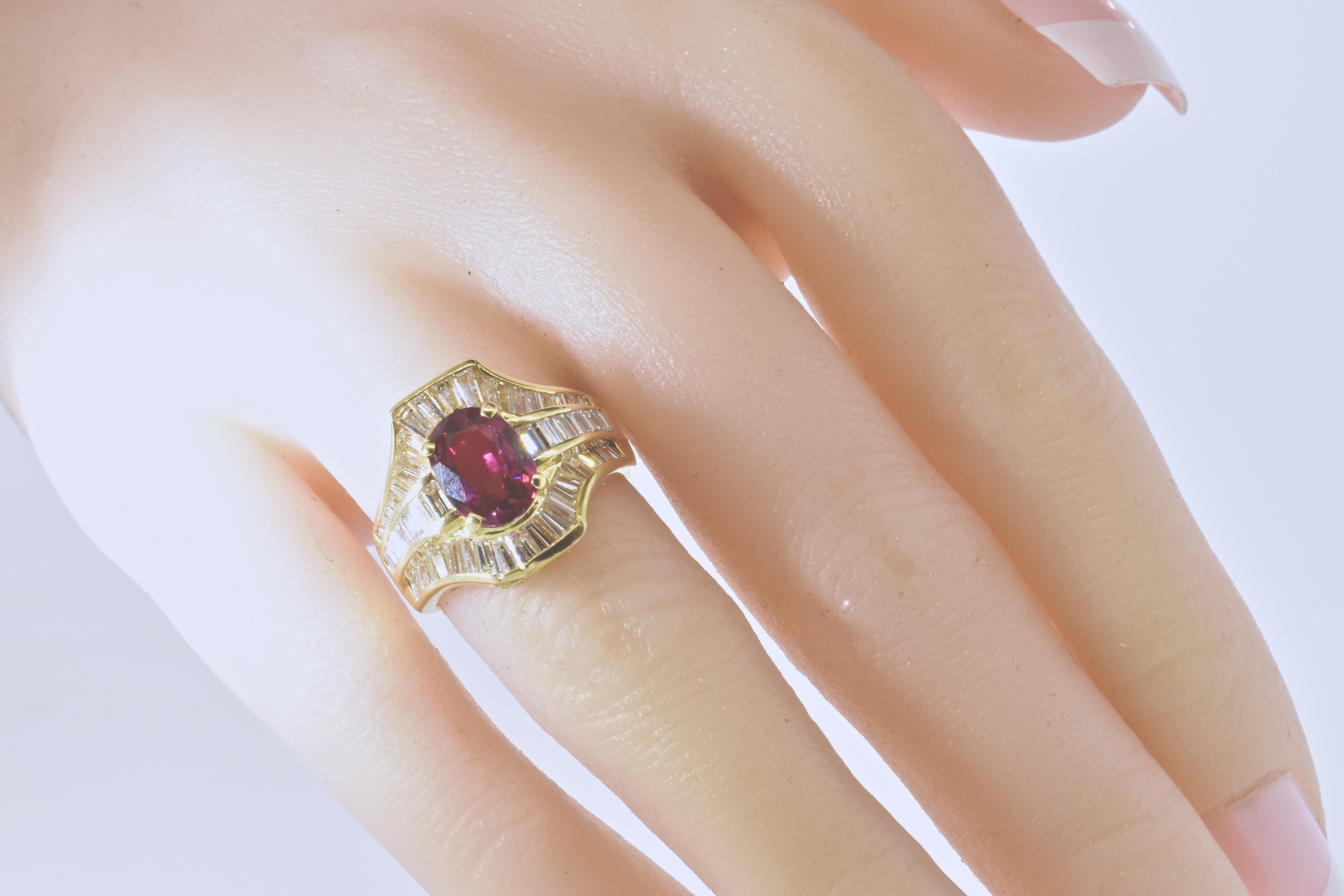Diamond and Ruby Ring in 18K Yellow Gold 1