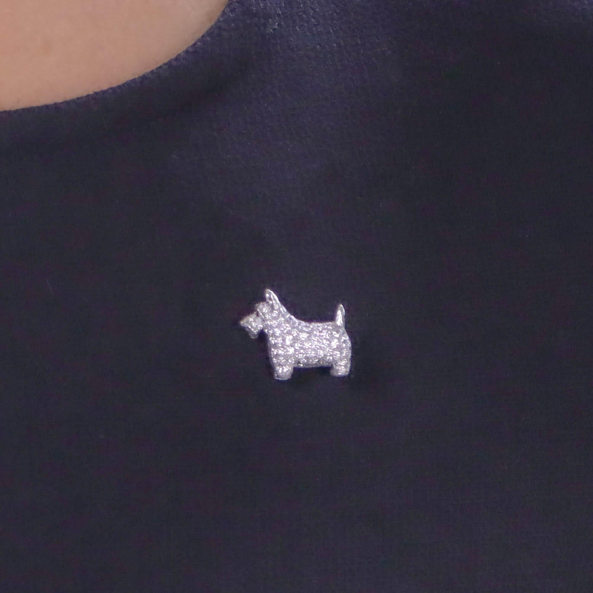 Diamond and Ruby Scottish Terrier Dog Pin Brooch Set in Platinum In Good Condition In London, GB