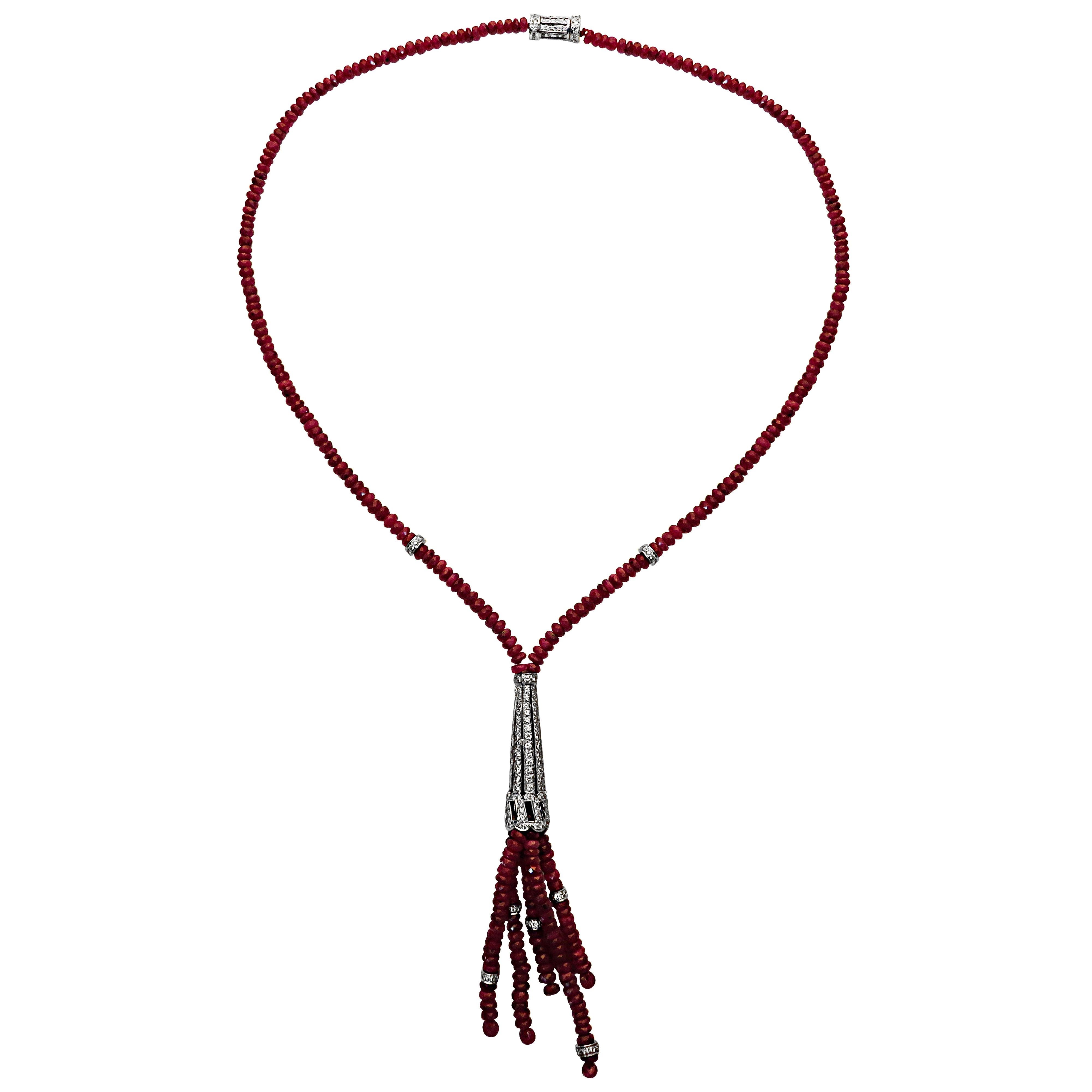 Diamond and Ruby Tassel Necklace In Good Condition In Miami, FL