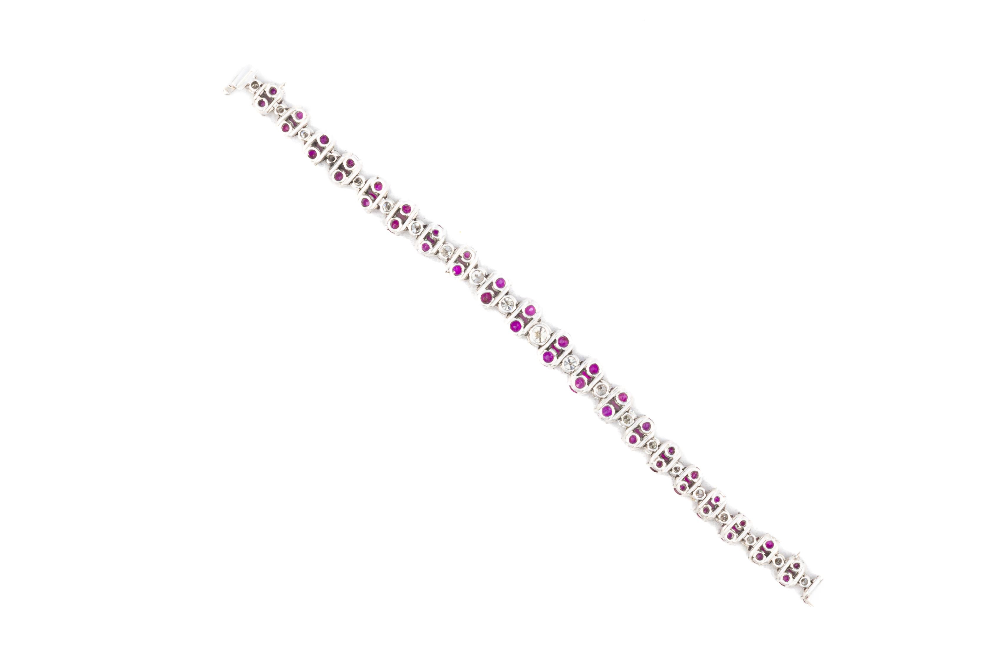 Rétro Bracciale tennis con diamanti e rubini in vendita