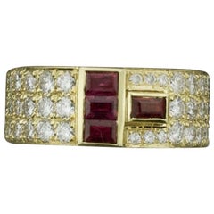 Retro Exquisite Diamond and Ruby Wedding Band Ring in 18 Karat