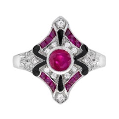 Anillo de Diamantes y Rubí con Esmalte Estilo Art Decó en Oro Blanco de 14K