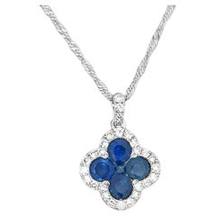 Collar Trébol Oro Blanco 14K Diamante y Zafiro