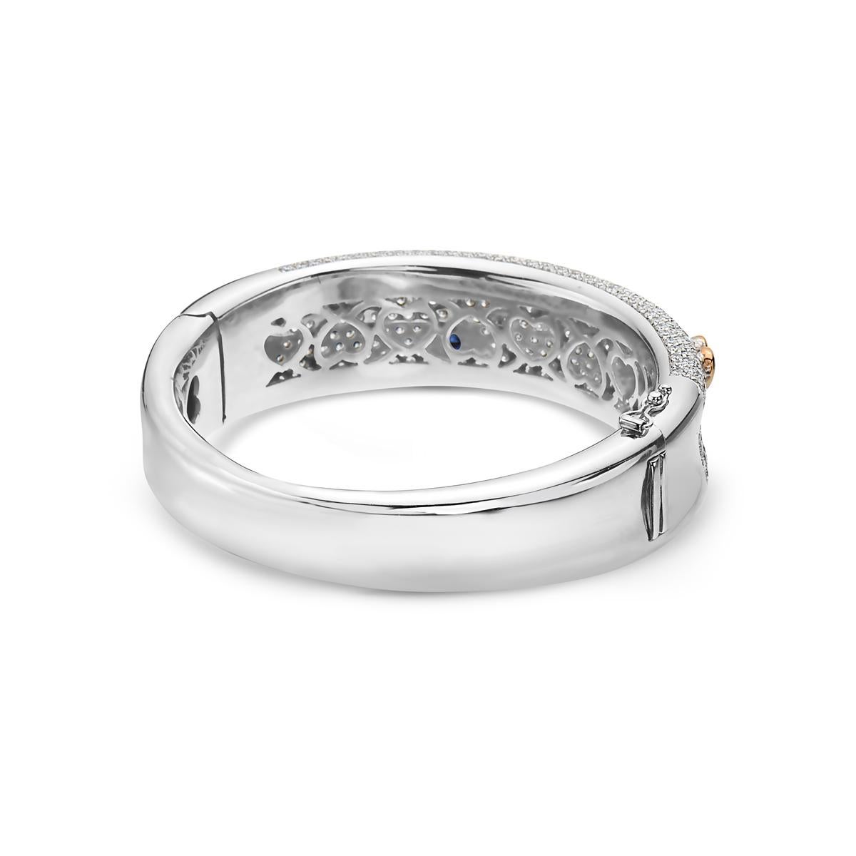 Taglio rotondo Bracciale con diamanti e zaffiri in oro 18 carati in vendita