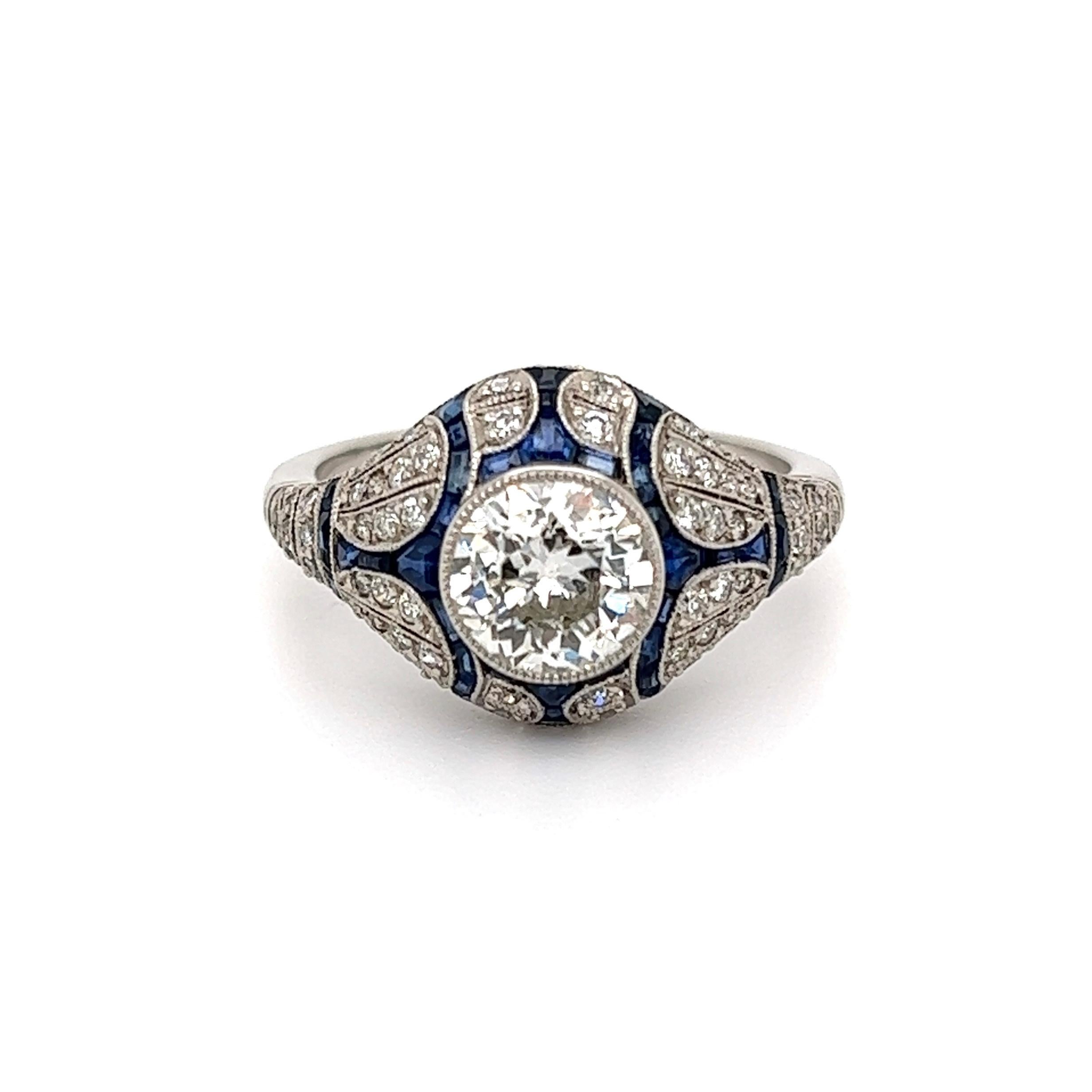 Diamond and Sapphire Art Deco Revival Platinum Ring Fine Estate Jewelry In Excellent Condition In Montreal, QC