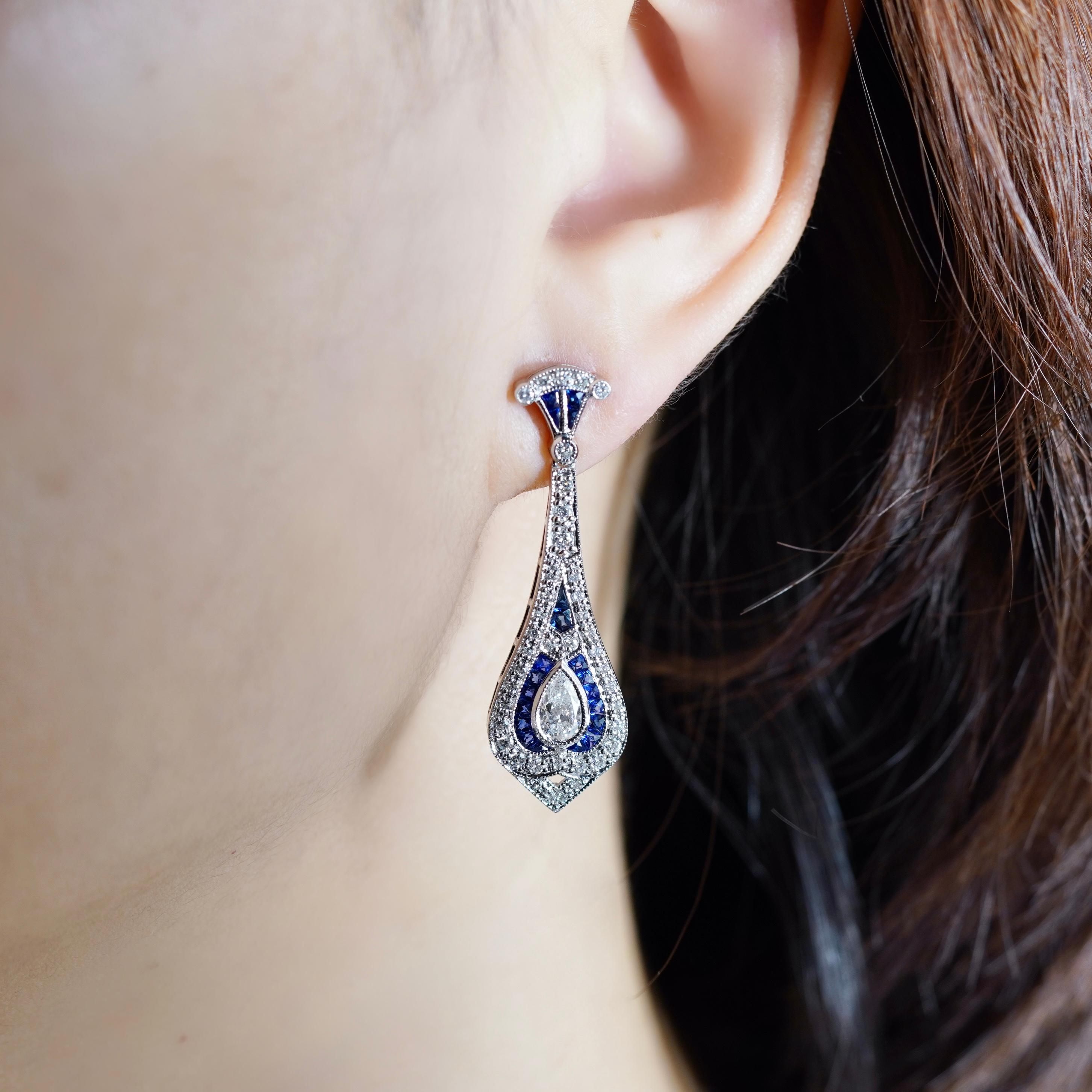 Diamond and Sapphire Art Deco Style Drop Earrings in 18K White Gold In New Condition For Sale In Bangkok, TH