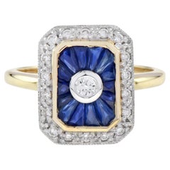 Anillo de compromiso de diamantes y zafiros estilo Art Decó en oro amarillo de 9 quilates