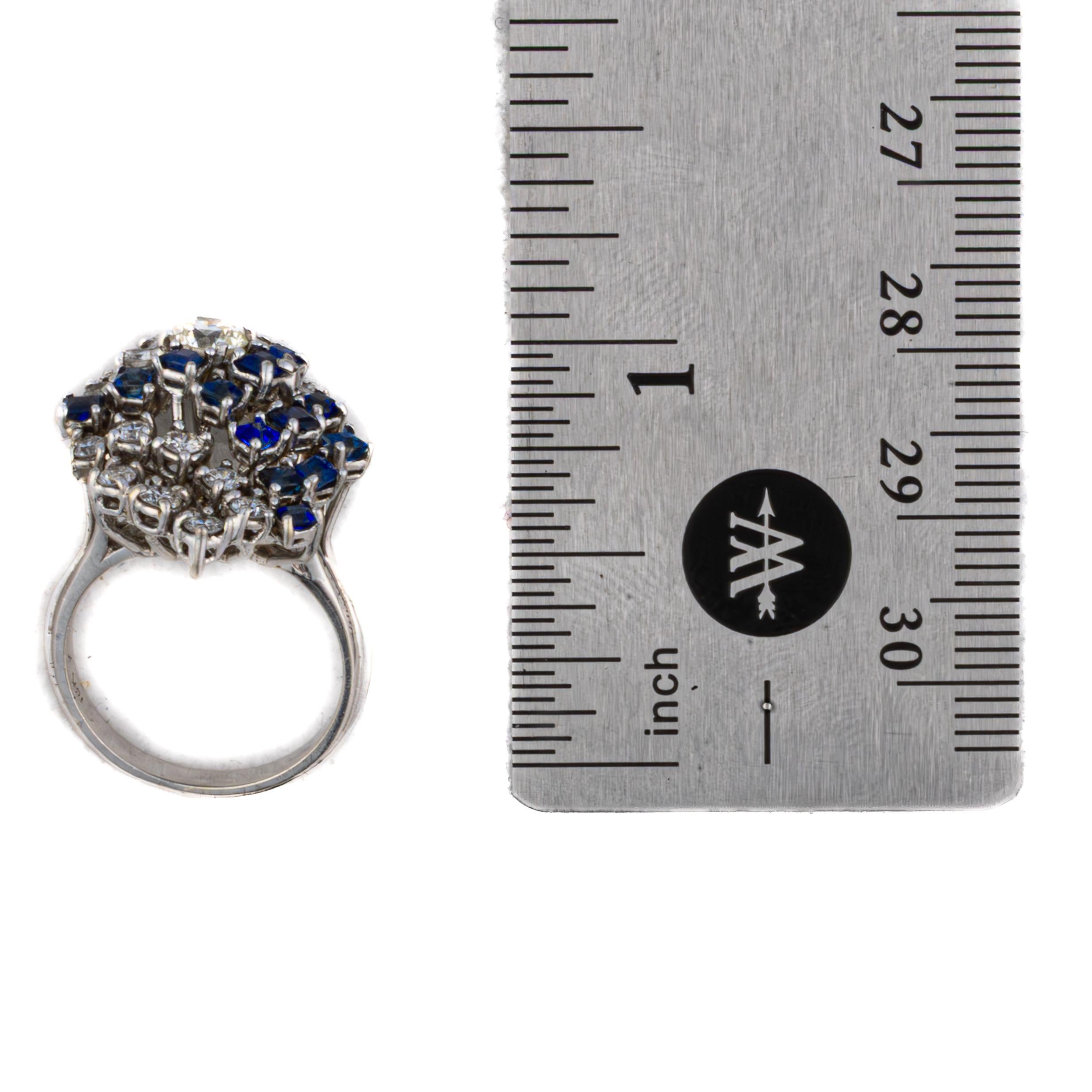 Diamant und Saphir Cluster Ring Damen im Angebot