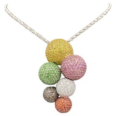 Pendentif bulle incrusté de diamants et de saphirs, partie d'un ensemble avec bague