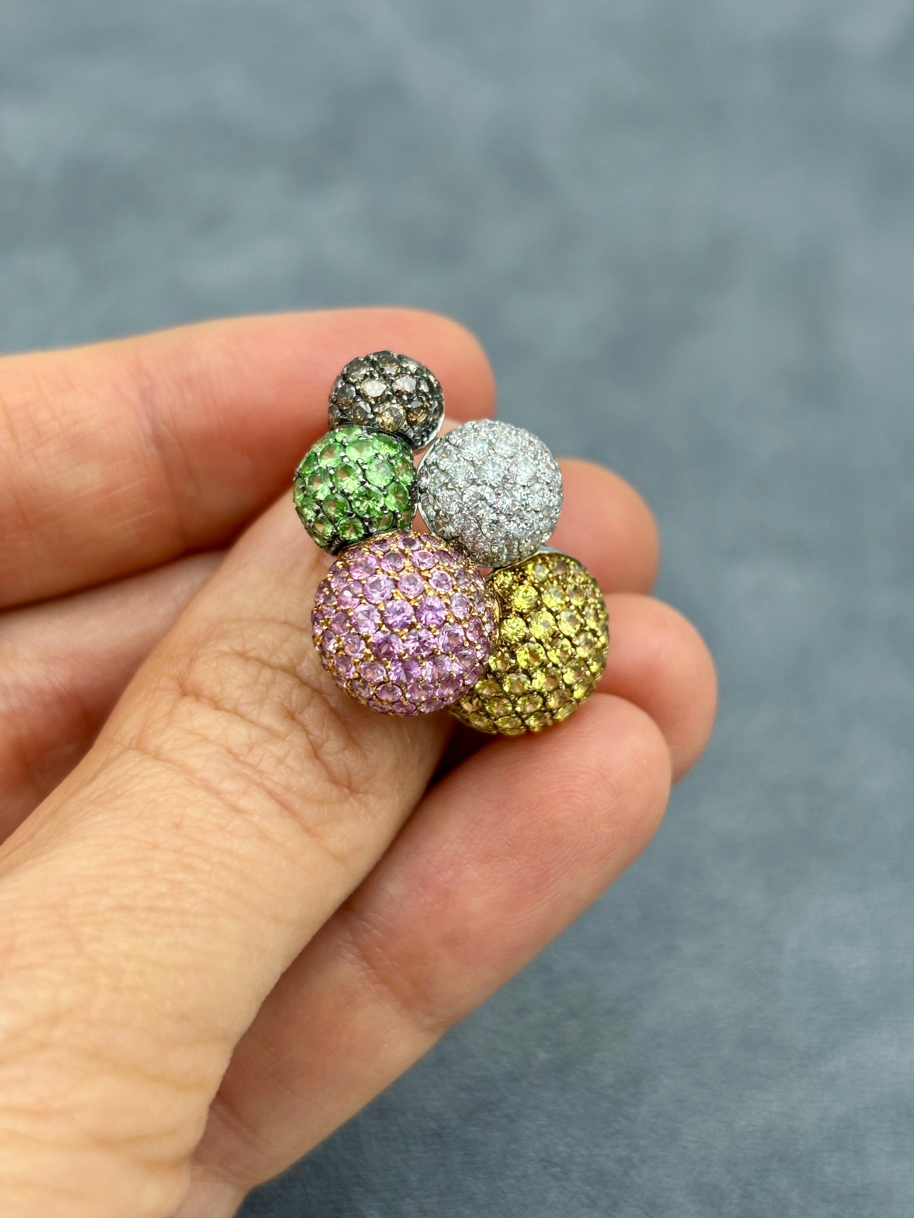 Diamant- und Saphirbesetzter „Blasen“-Ring Teil eines Sets mit Anhänger im Angebot 5