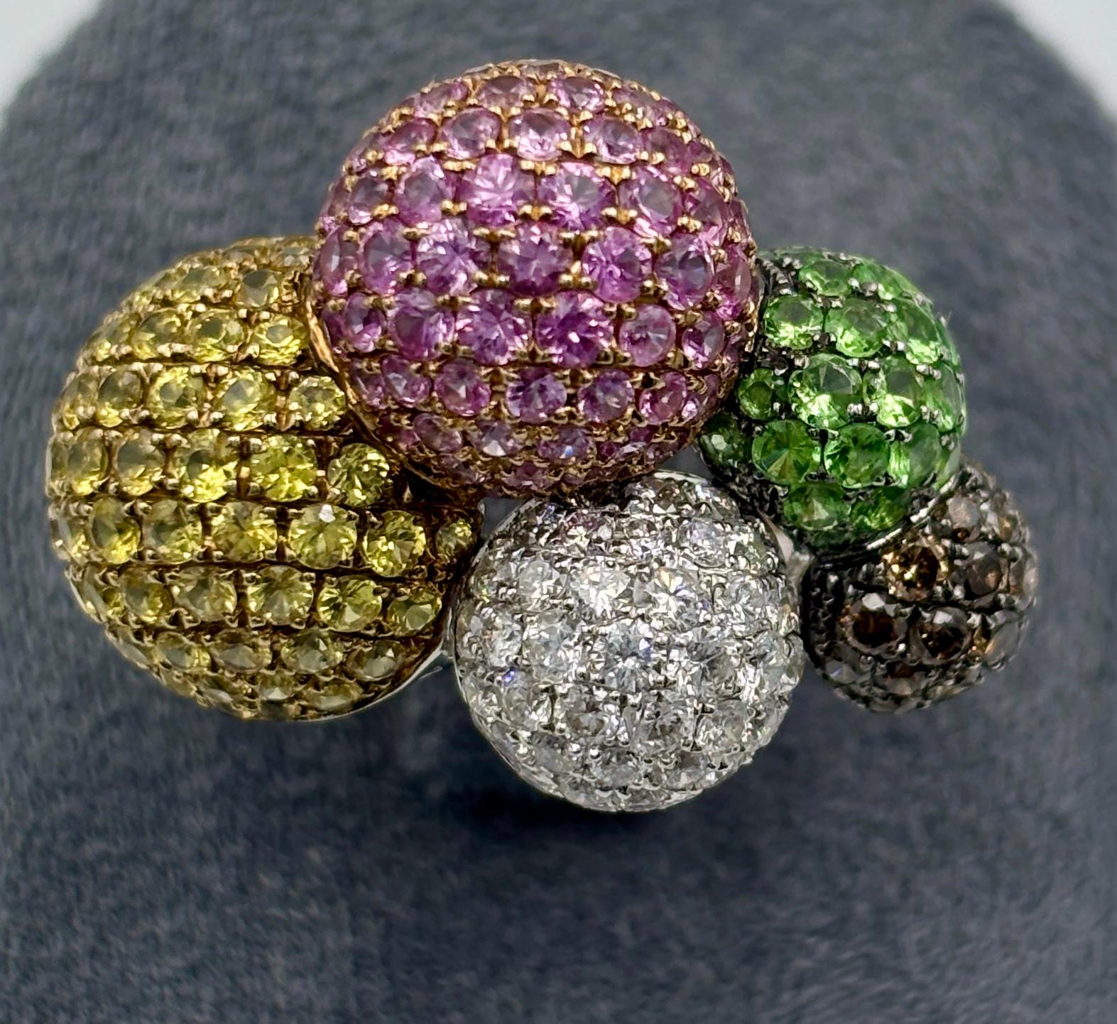 Diamant- und Saphirbesetzter „Blasen“-Ring Teil eines Sets mit Anhänger (Moderne) im Angebot