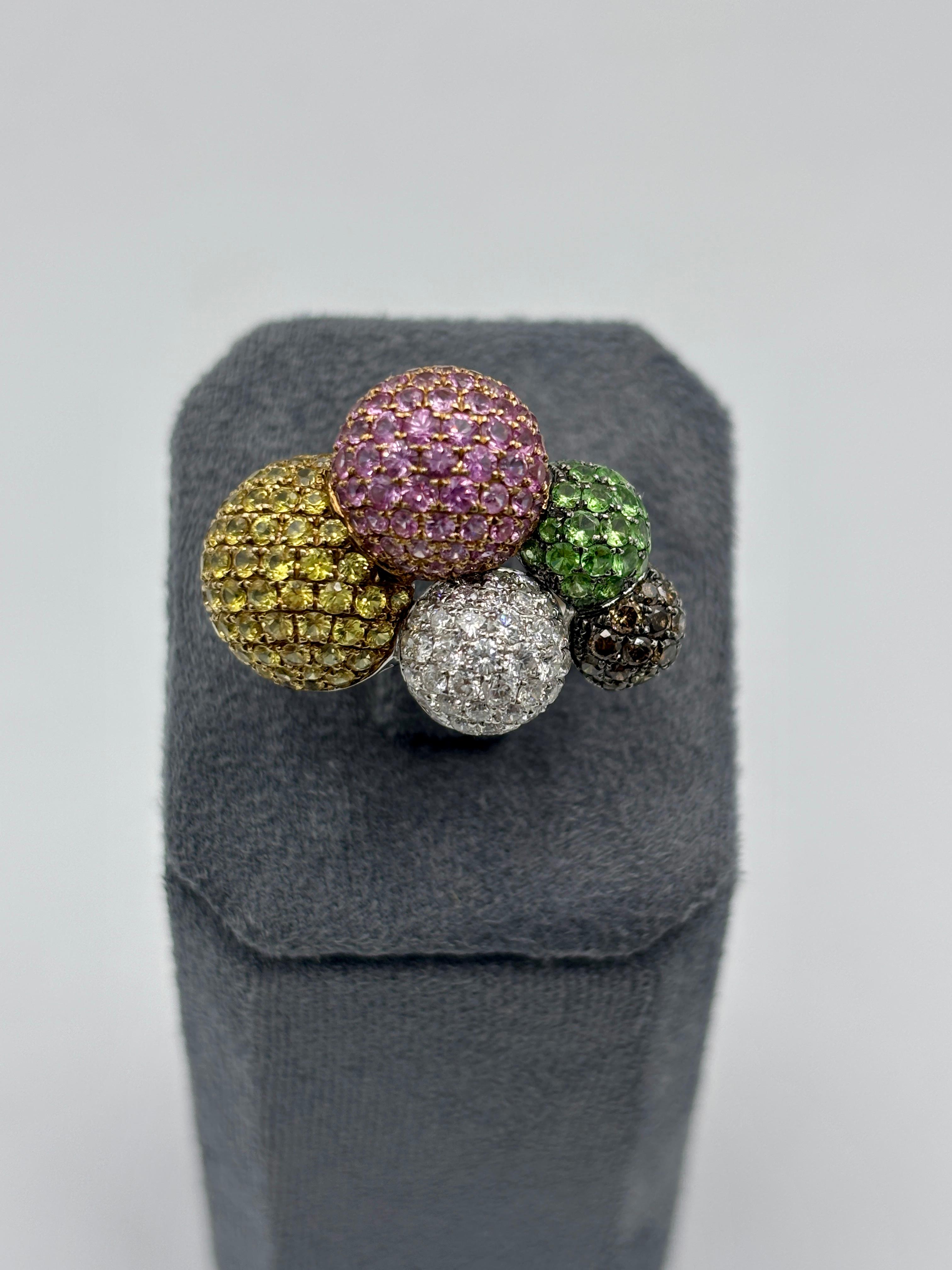 Diamant- und Saphirbesetzter „Blasen“-Ring Teil eines Sets mit Anhänger (Rundschliff) im Angebot