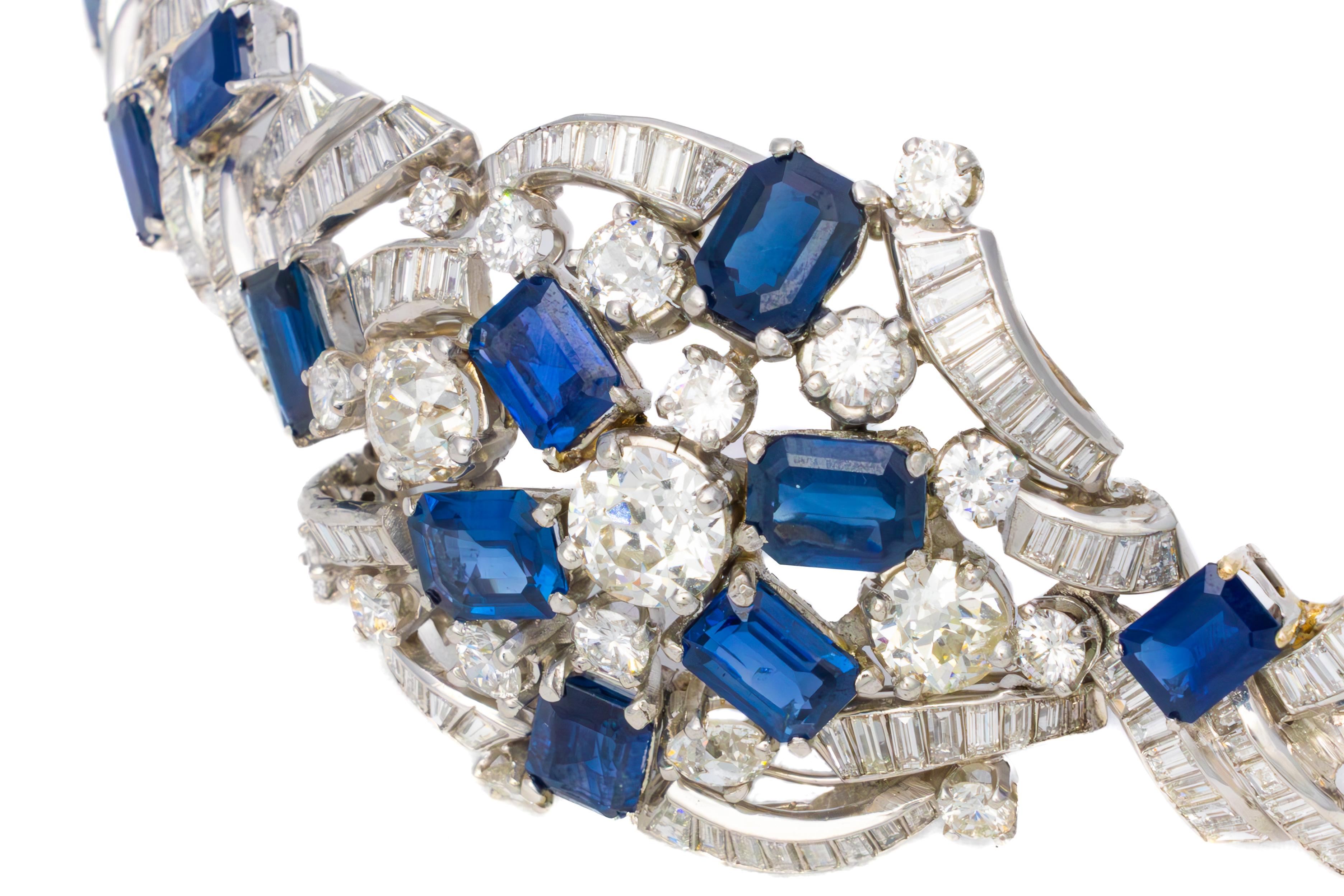 Pulsera Floral de Diamantes y Zafiros en Platino en Excelente estado para la venta en New York, NY