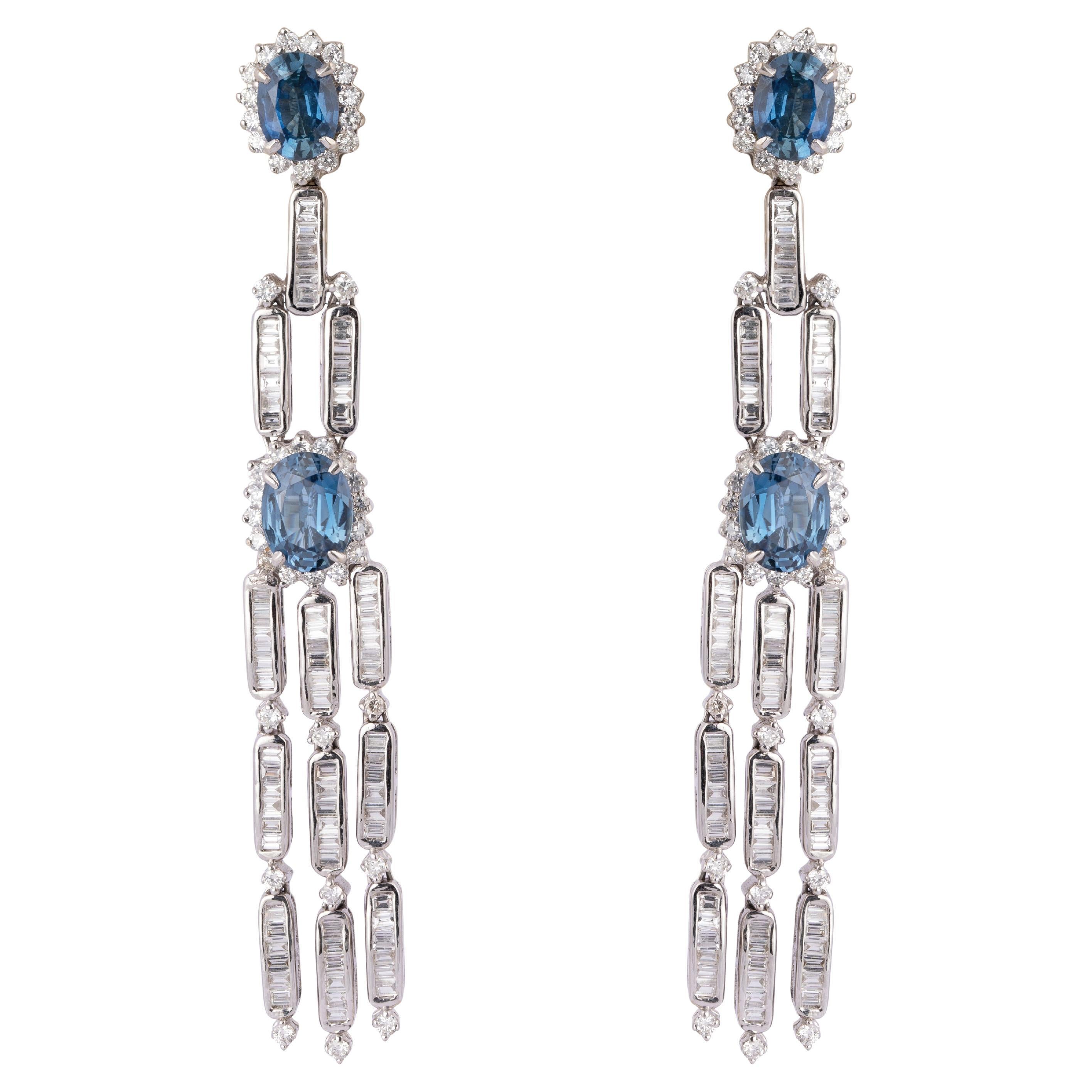 18k gold 2.85cts Diamond and 5.00cts Sapphire Earring For Sale