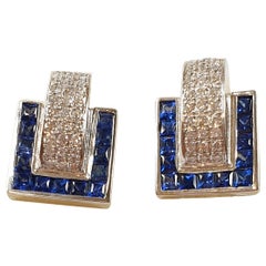Boucles d'oreilles en or blanc 18 carats avec diamants et saphirs