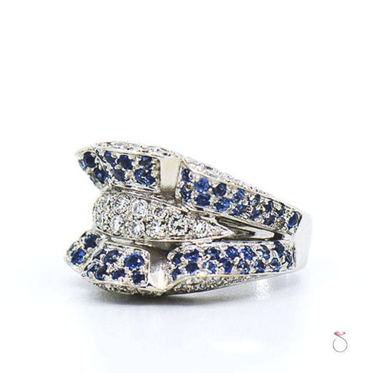 Diamond and Sapphire Large Statement 18 Karat Ring In New Condition In Honolulu, HI