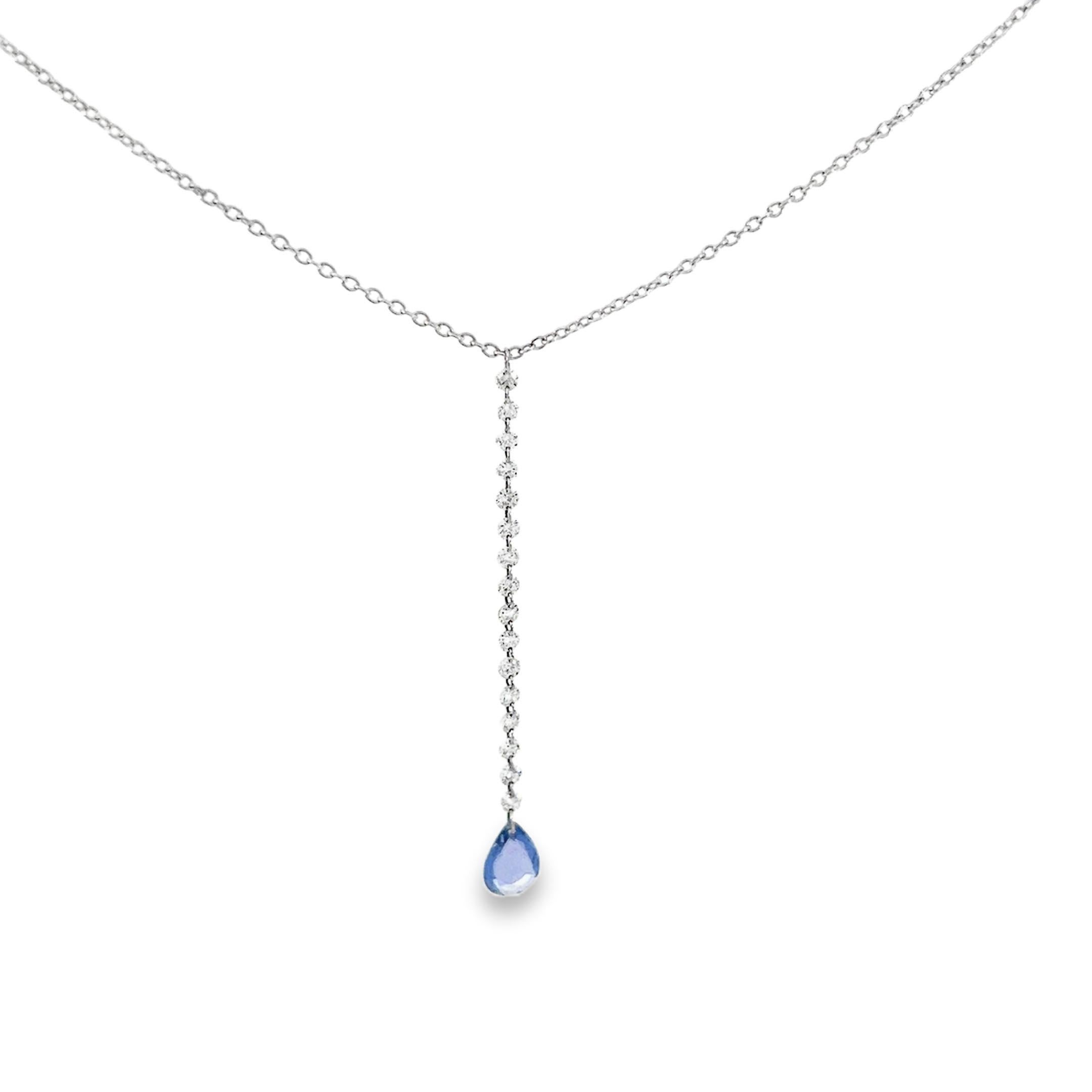 Collana Lariat regolabile in oro bianco 18 carati con diamanti e zaffiro da 0,80 carati. Questa splendida collana in oro bianco 18 carati è dotata di un'esclusiva catena regolabile che mantiene il ciondolo perfettamente centrato, sia che lo si