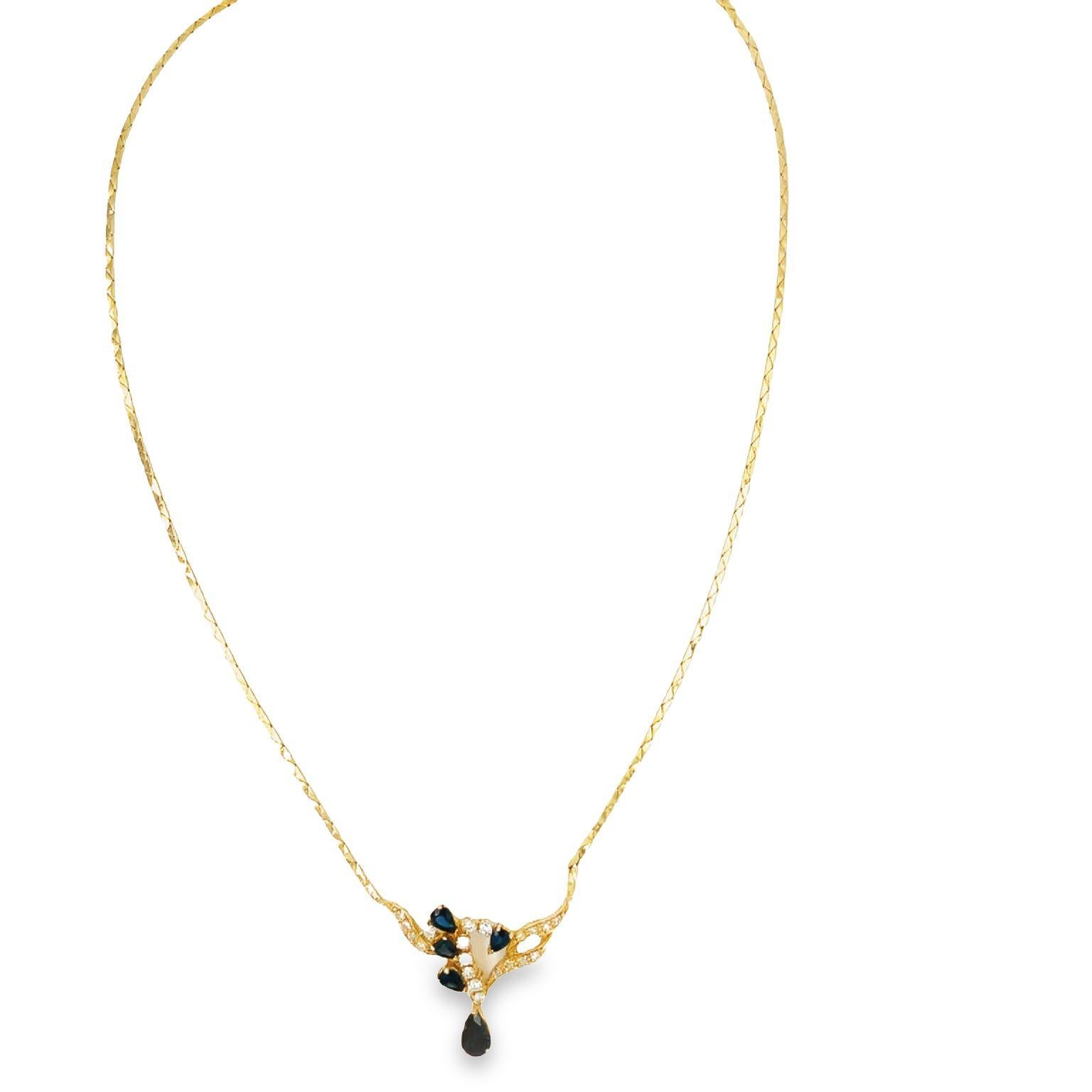 Collier en or jaune 18K avec saphirs et diamants en forme de poire en vente 3