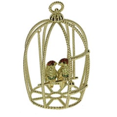 Diamond and Sapphire Pavè Two Parrots in a Cage Necklace Pendant in 18kt Gold