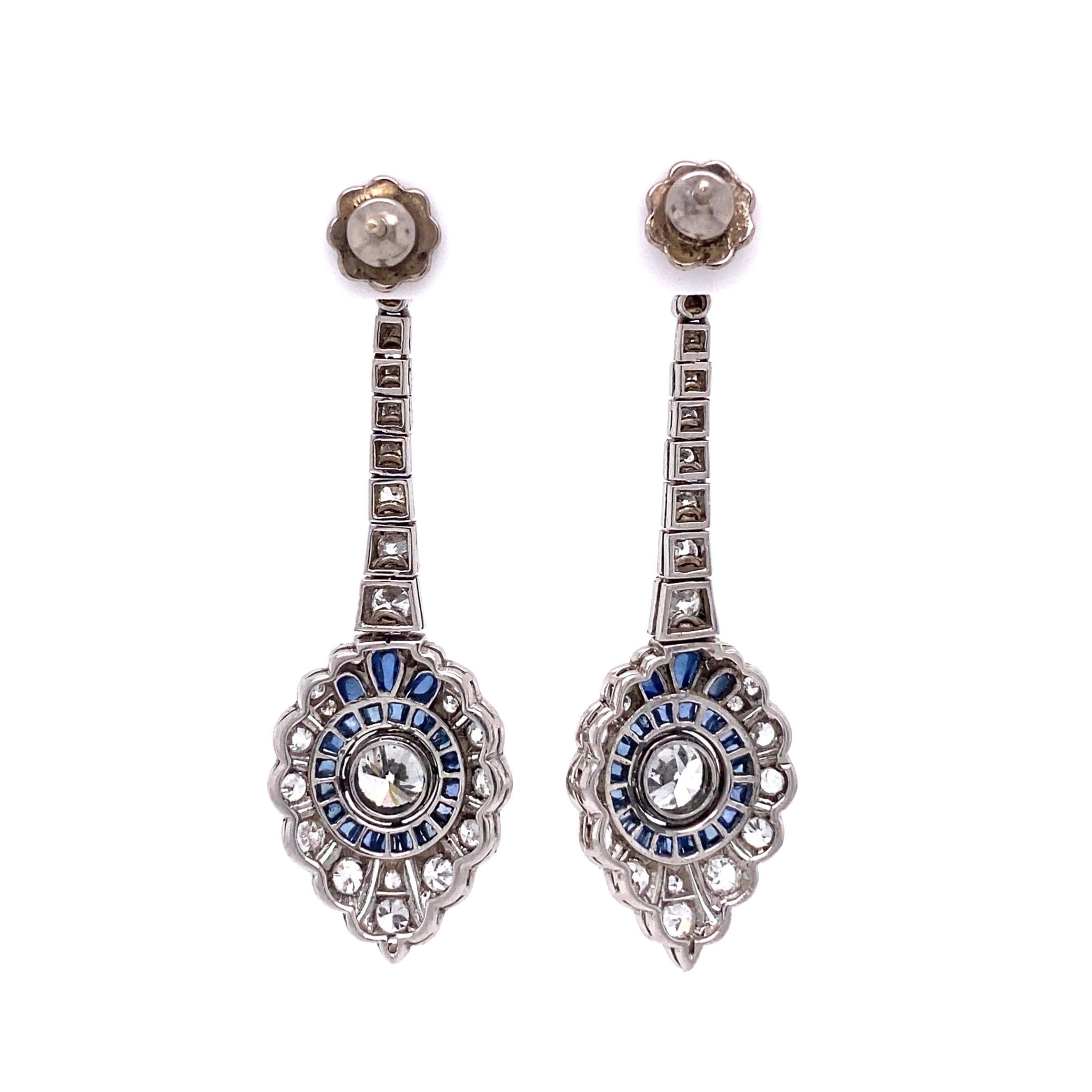 Diamond and Sapphire Platinum Art Deco Style Drop Earrings Estate Fine Jewelry In Excellent Condition In Montreal, QC