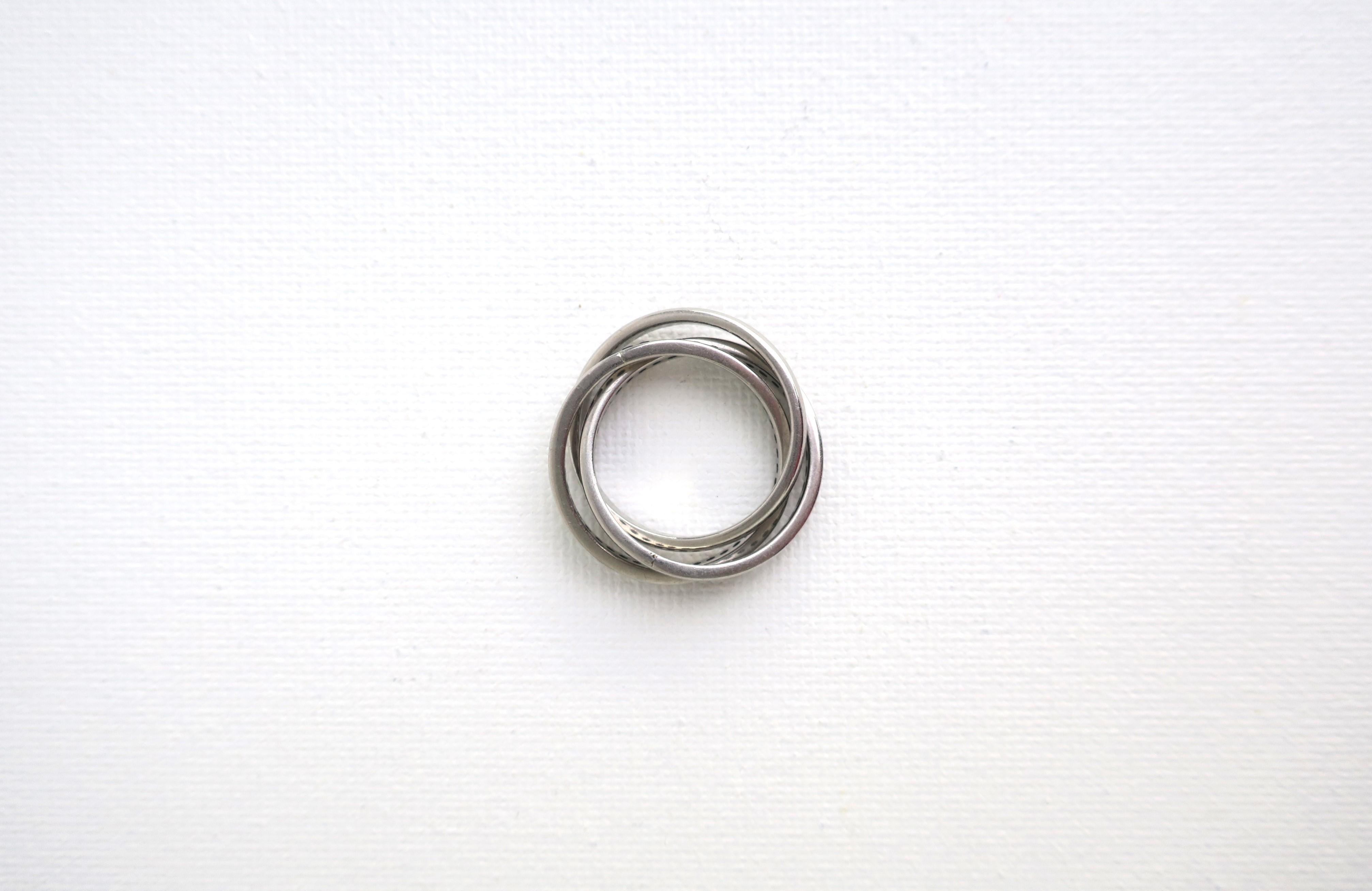 Platin Trinity Drei Eternity-Ring mit Diamanten und Saphiren 9