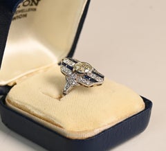 Anello antico allungato con diamante da 1,10 carati. Vecchio Euro e Sapphire Platinum K VS2