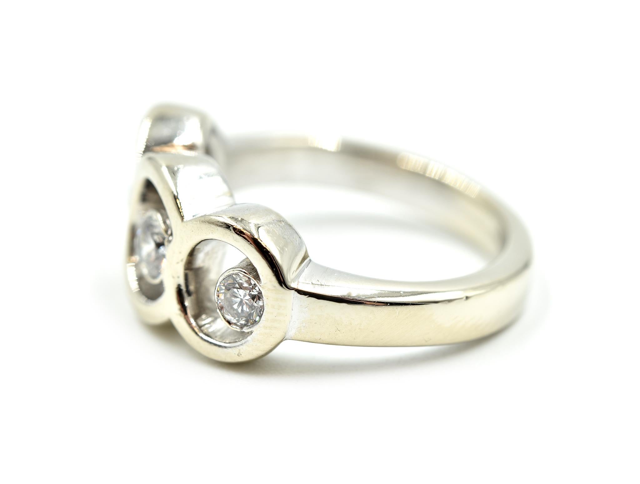 Modern Diamond and Sapphire Ring 14 Karat White Gold