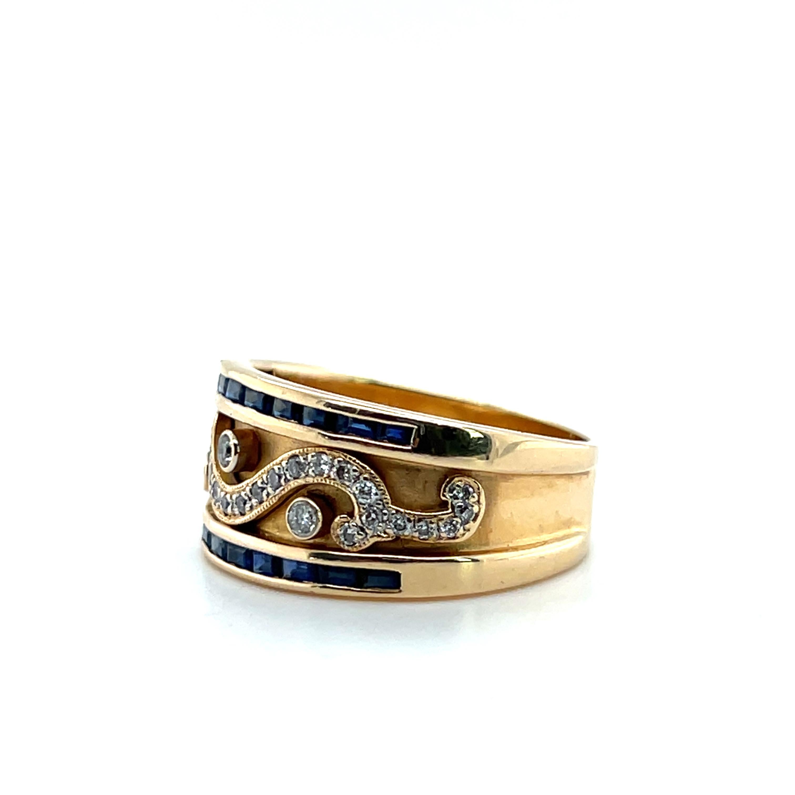 Diamond and Sapphire Yellow Gold Statement Ring In Good Condition For Sale In Towson, MD