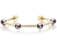 Diamond and Sea of Cortez Pearl Bracelet in 18 Karat Gold by Andrew Glassford
