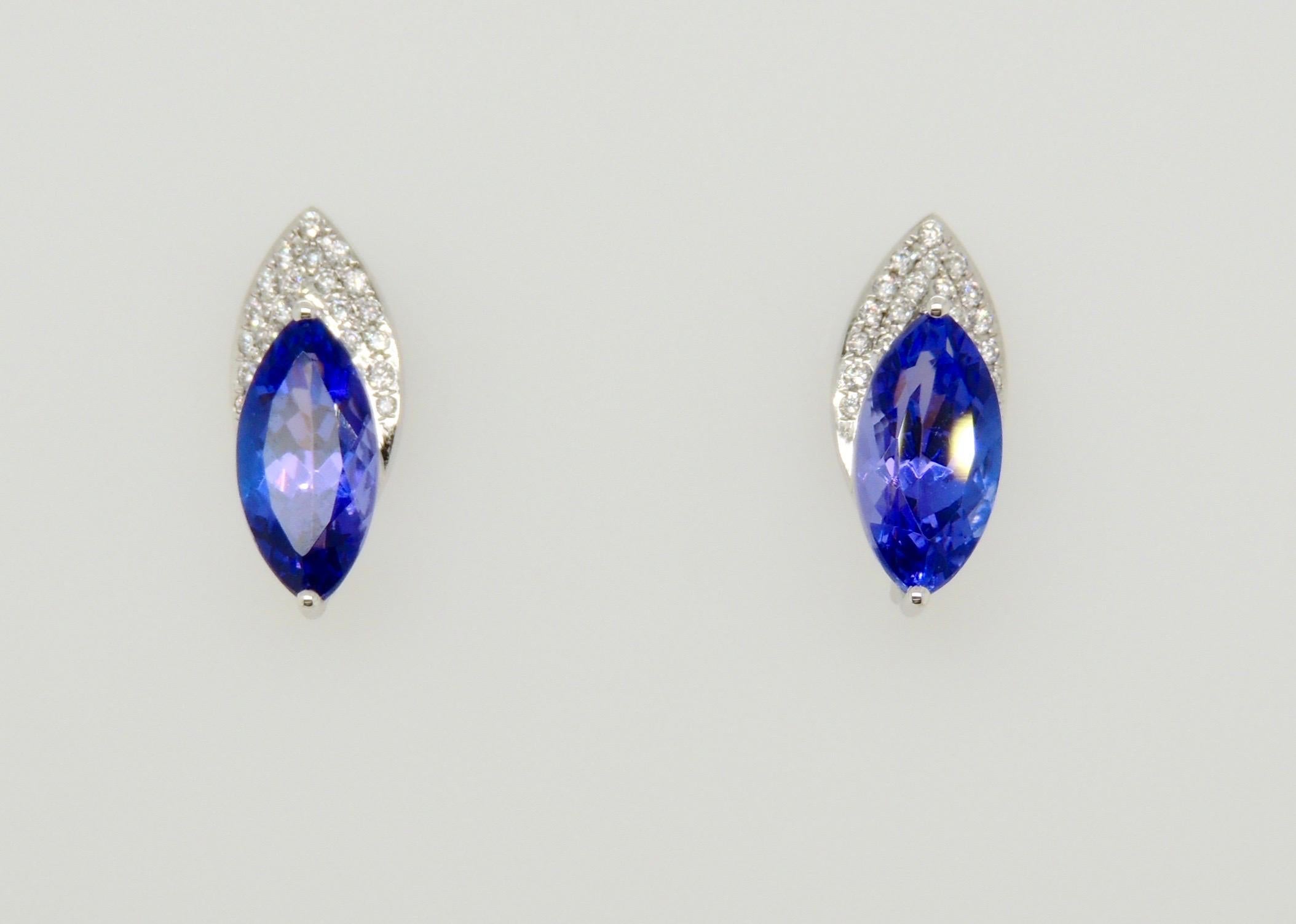 Women's Diamond and Tanzanite Earrings in 18 Karat White Gold For Sale