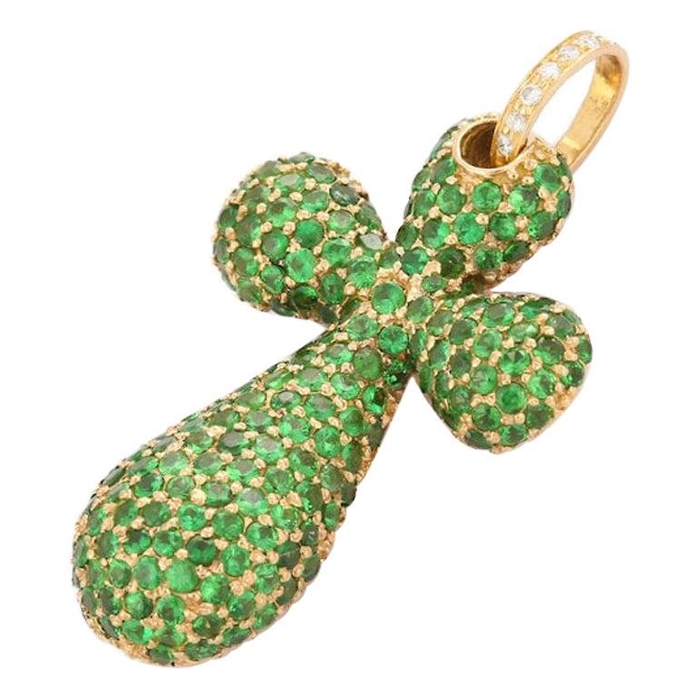 Colgante Cruz de Diamantes y Tsavorita en Sólido de 18kt  Oro amarillo en venta 1