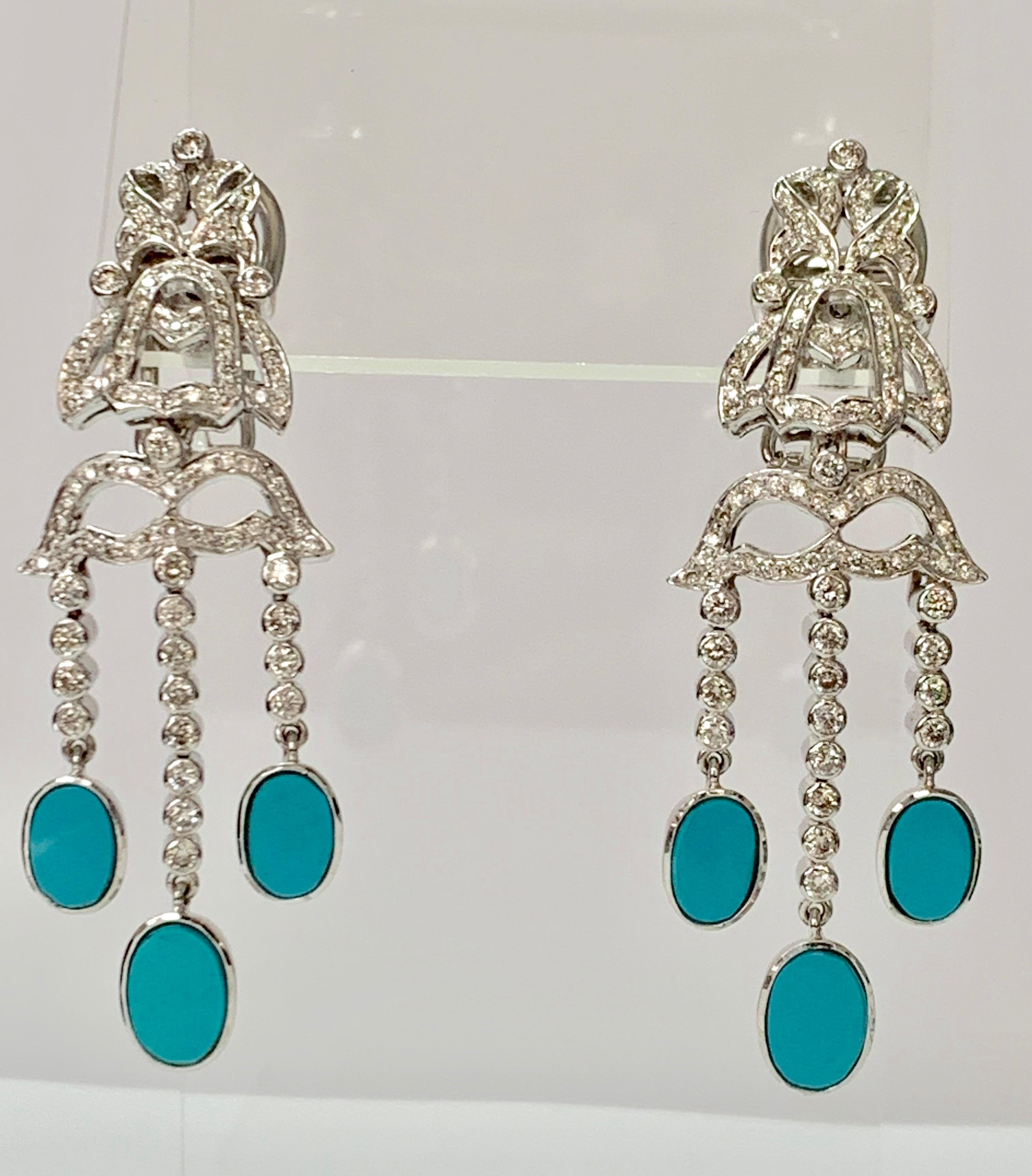 Diamond and Turquoise Earrings in 18k White Gold In New Condition For Sale In New York, NY