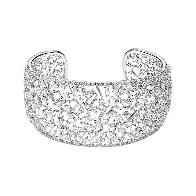 Bracciale con diamanti e oro bianco