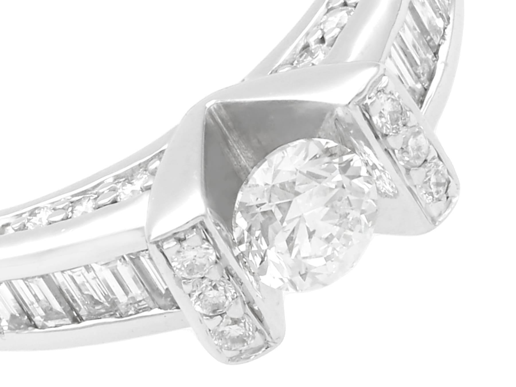 Contemporary Diamond and White Gold Cocktail Ring For Sale
