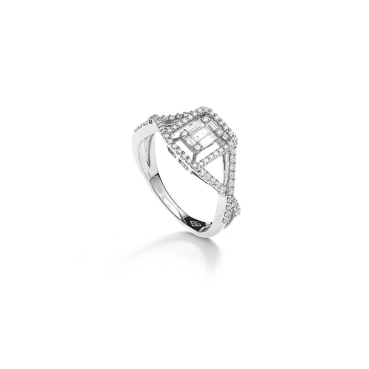 Ring in 18kt white gold set with 5 baguette cut diamonds 0.15 cts and 68 diamonds 0.40 cts Size 51