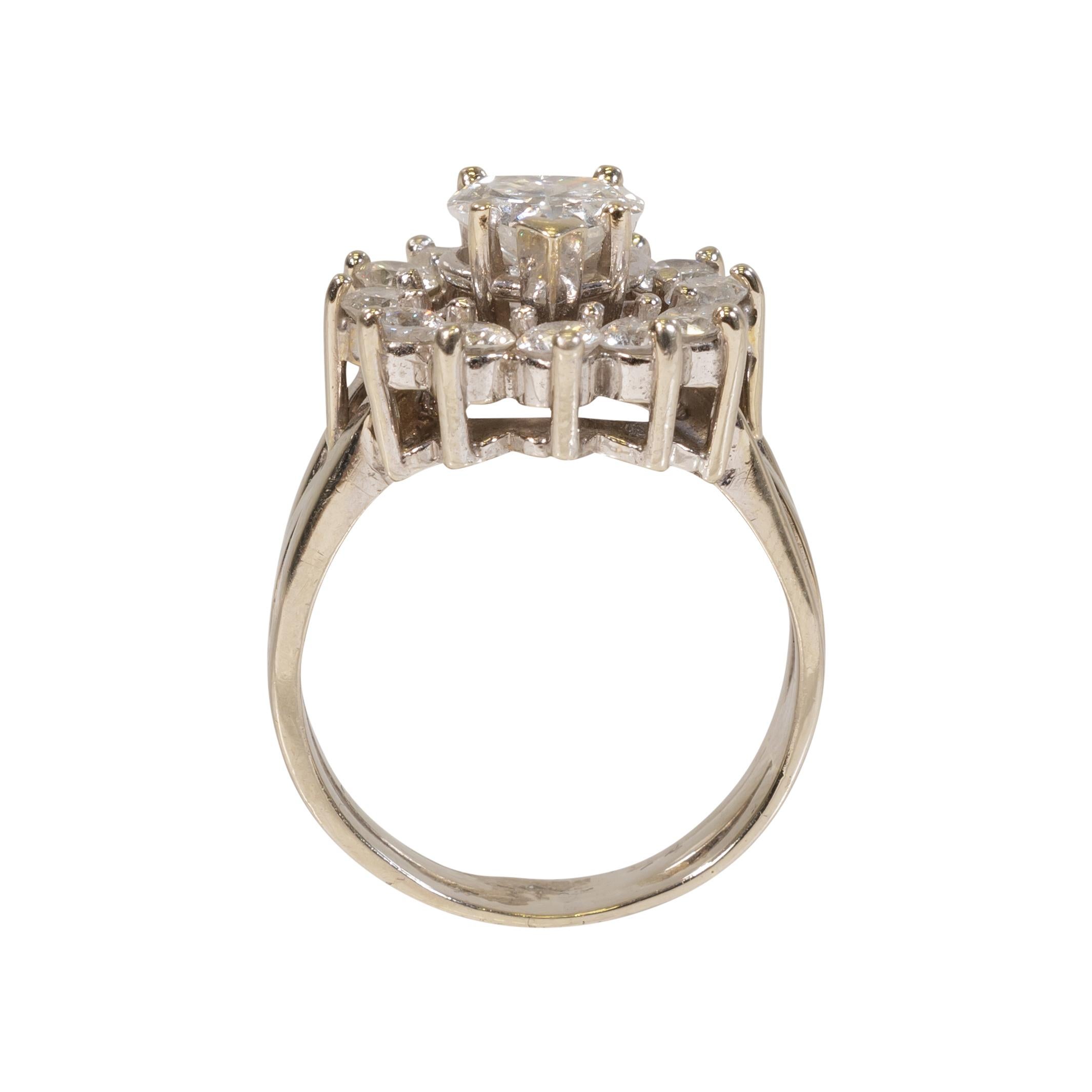 Diamant- und Weißgold-Ring (Herzschliff) im Angebot