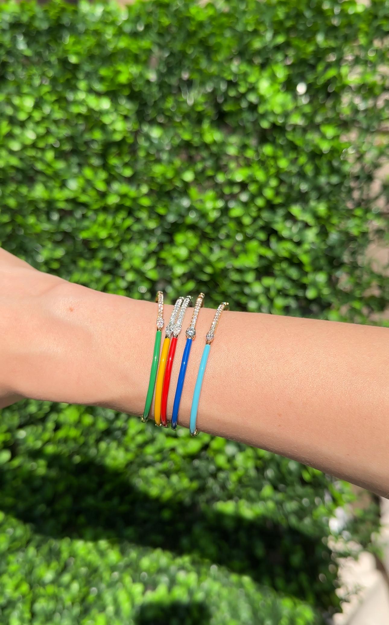 Bracciale con diamanti e smalto giallo In condizioni Nuovo in vendita a New York, NY