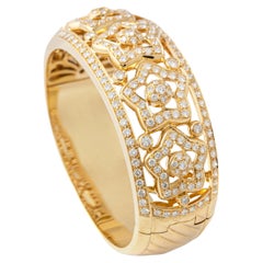 Diamond and Yellow Gold 18K Bangle Bracelet 