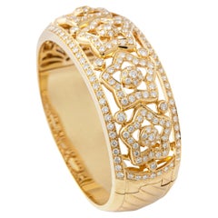 Diamond and Yellow Gold 18K Bangle Bracelet