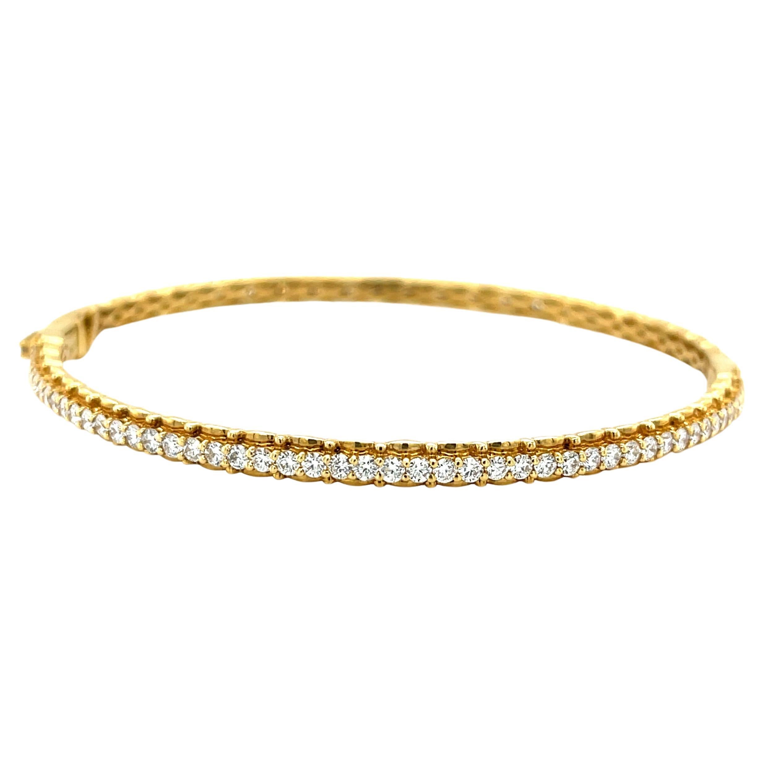 Diamond and Yellow Gold Circle Bangle Bracelet, 2.63 Carats Total For Sale