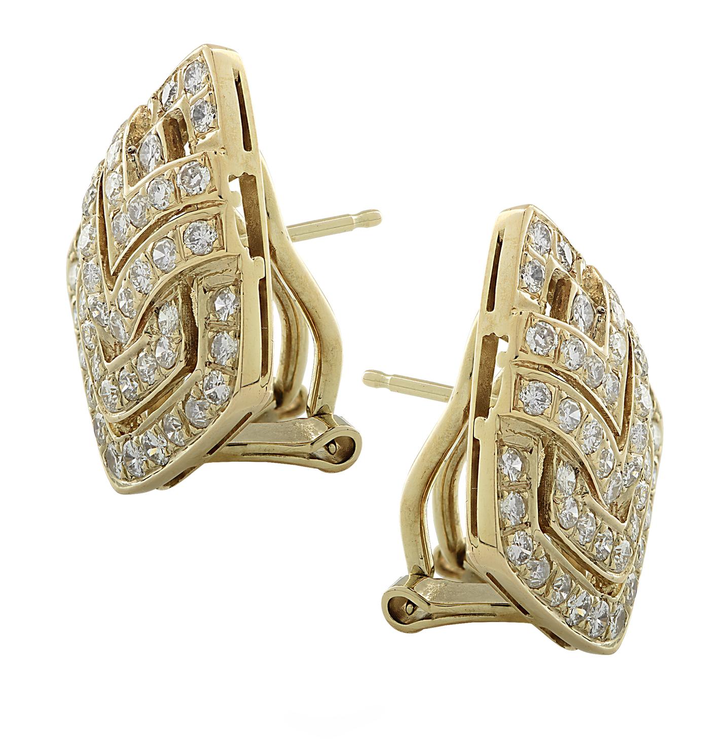 Modern Diamond and Yellow Gold Earrings