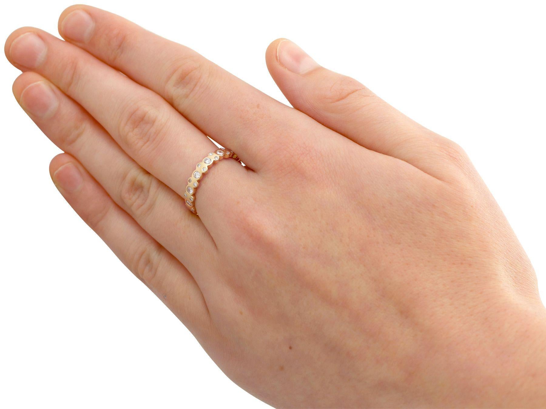 Verlobungsring, Vintage, Diamant und Gelbgold, Voll-Eternity im Angebot 2