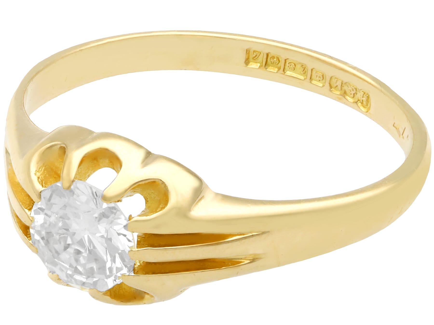 Round Cut Diamond and Yellow Gold Solitaire Engagement Ring For Sale