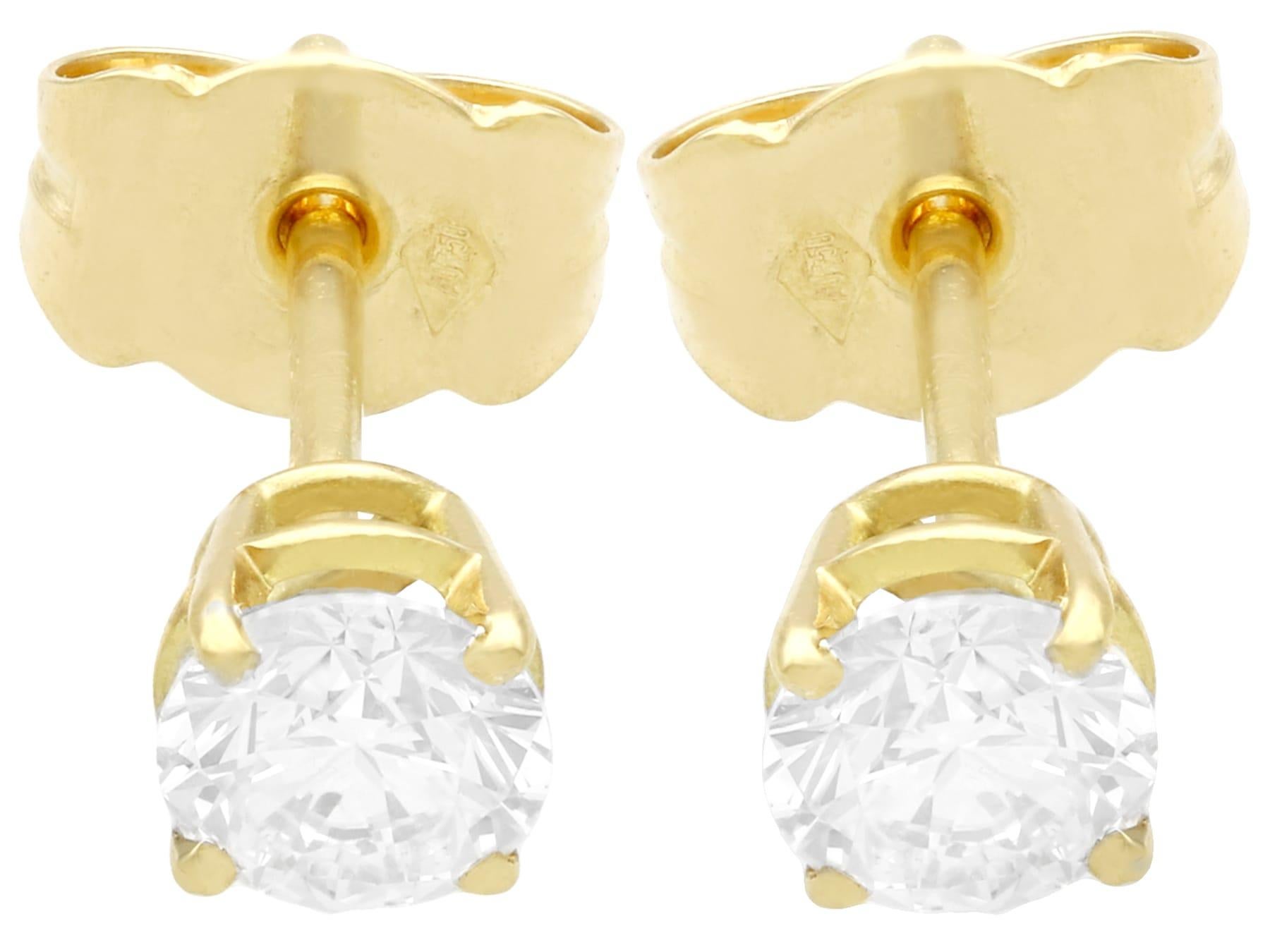 Contemporary Diamond and Yellow Gold Stud Earrings For Sale