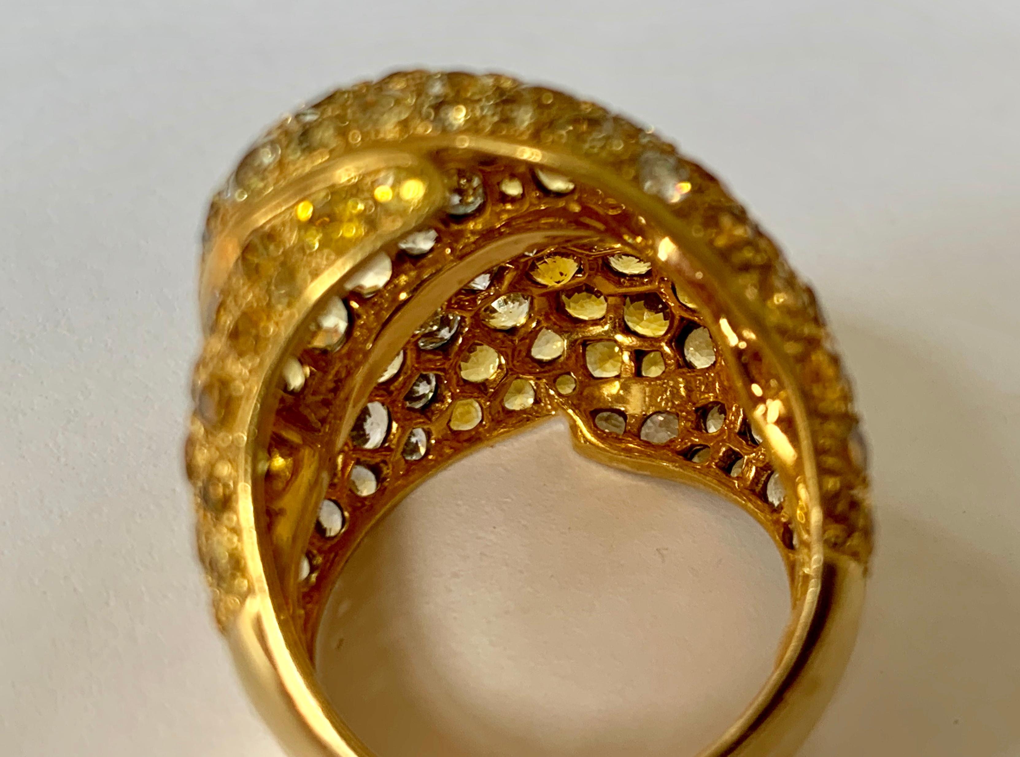De las mujeres Anillo Cruzado de Diamantes y Zafiro Amarillo de Sabbadini Milano en venta