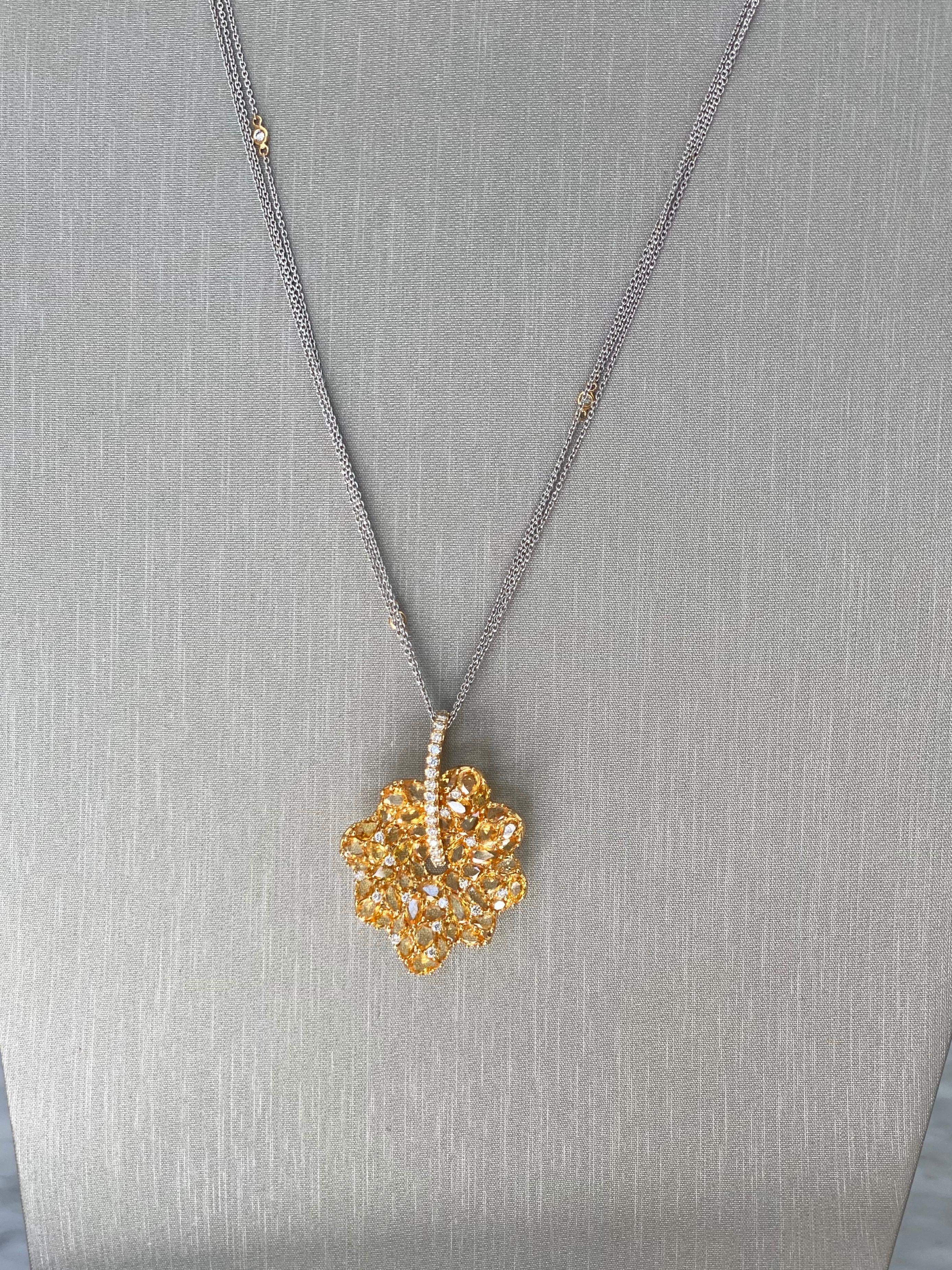 Diamond and Yellow Sapphire Pendant Necklace In New Condition For Sale In Palm Desert, CA